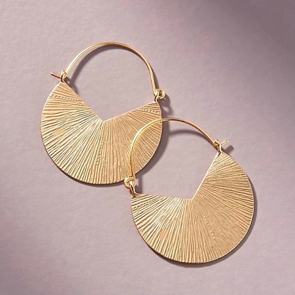 🍋2/$30 New Anthro Etched Hoops - Picture 3 of 6